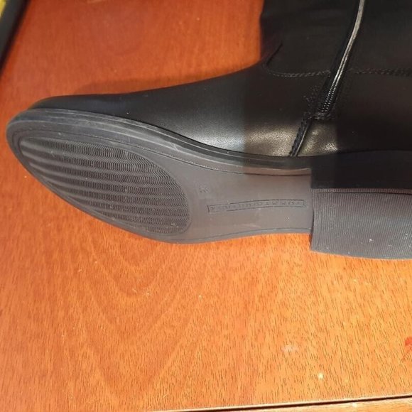 NEW ! Tommy Hilfiger Women's Shano Wide Calf Classic Riding Boot Black Size 9 - Picture 5 of 6